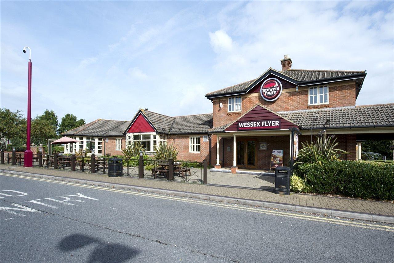 Premier Inn Bristol South Extérieur photo